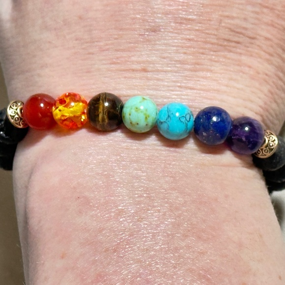 Multicolor 7 stone chakra stretchy bracelet w/black lava stones - Picture 12 of 16